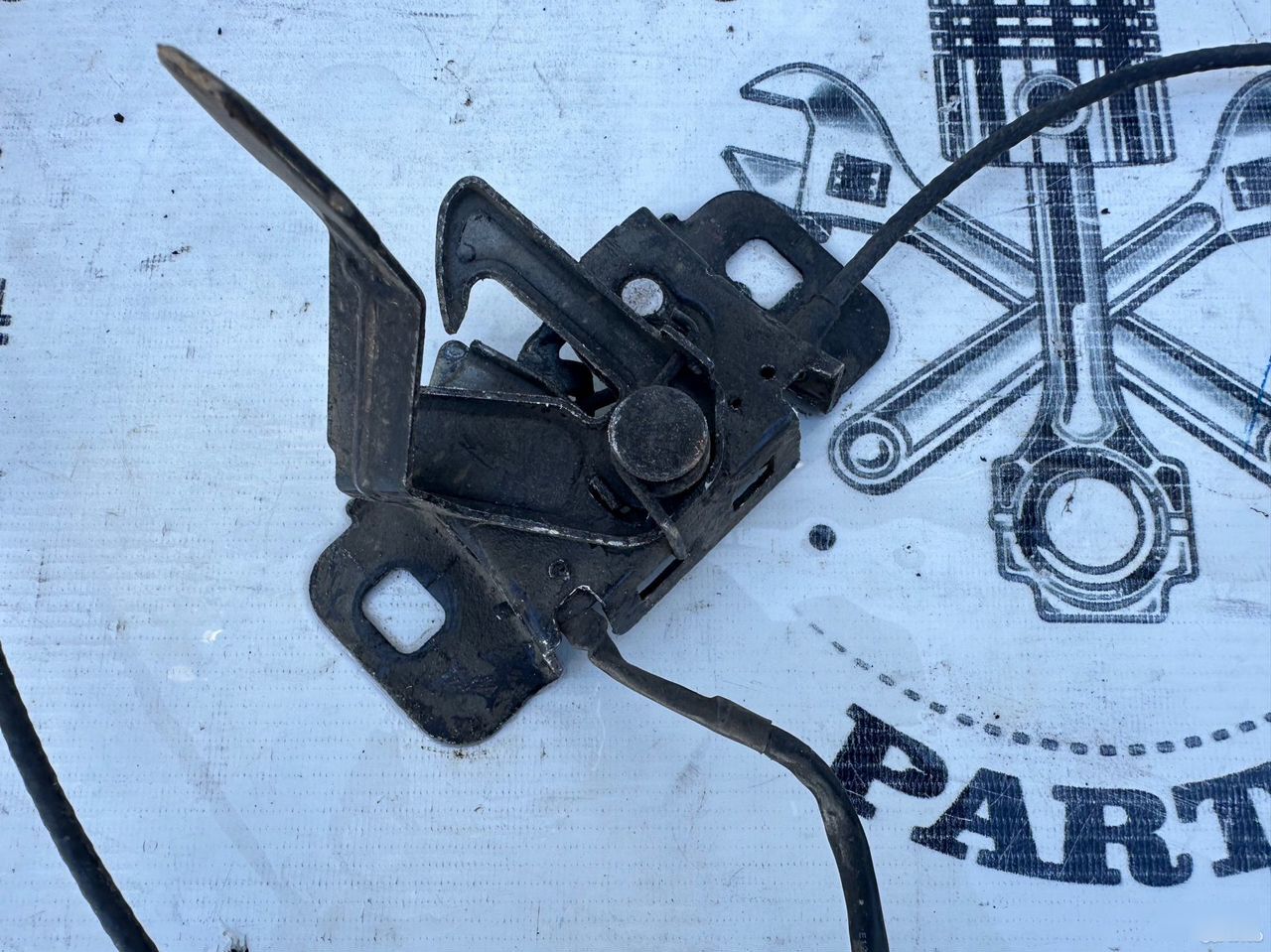 Замок капота - Фото 2