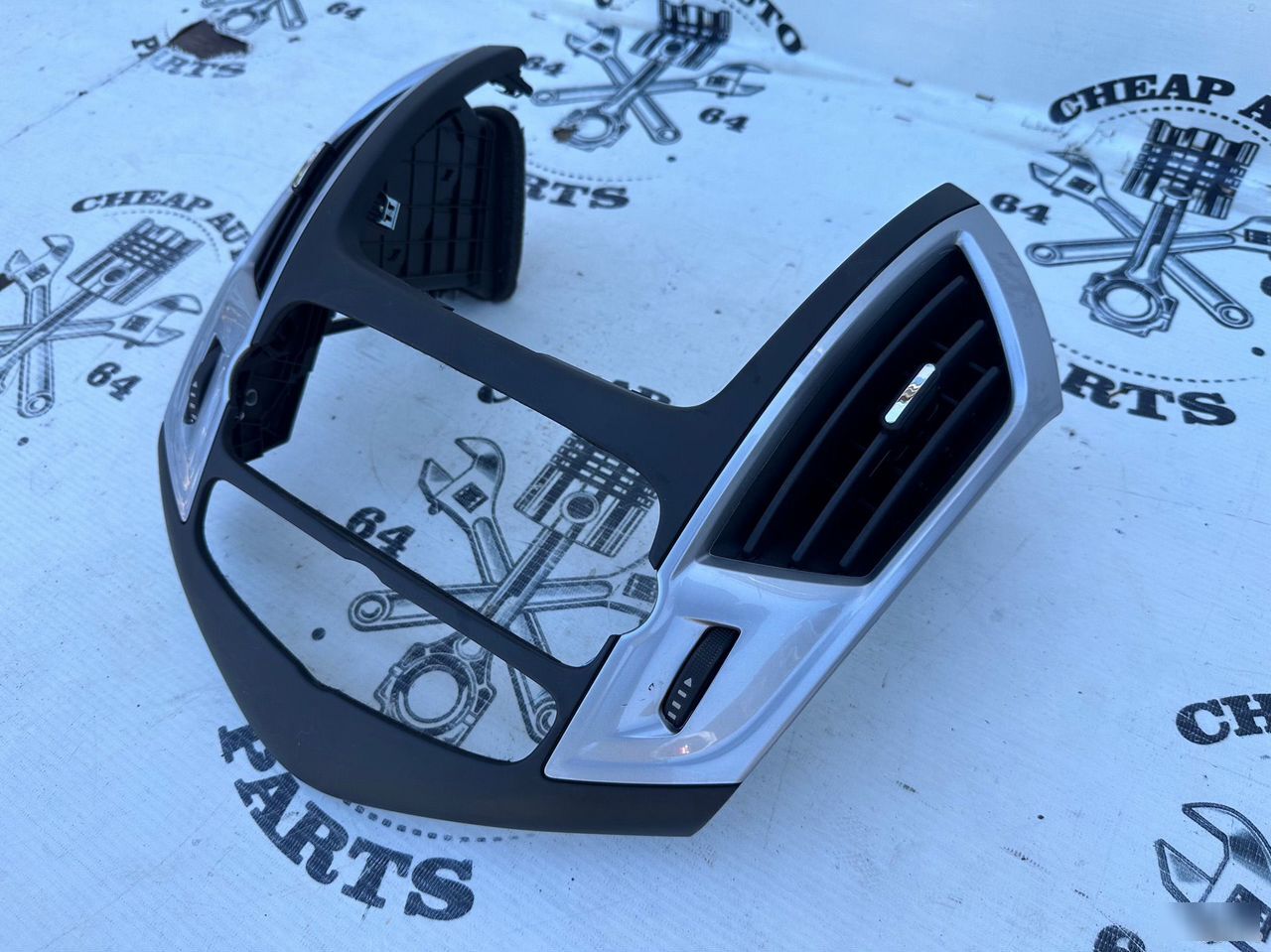 Рамка магнитолы - Фото 3