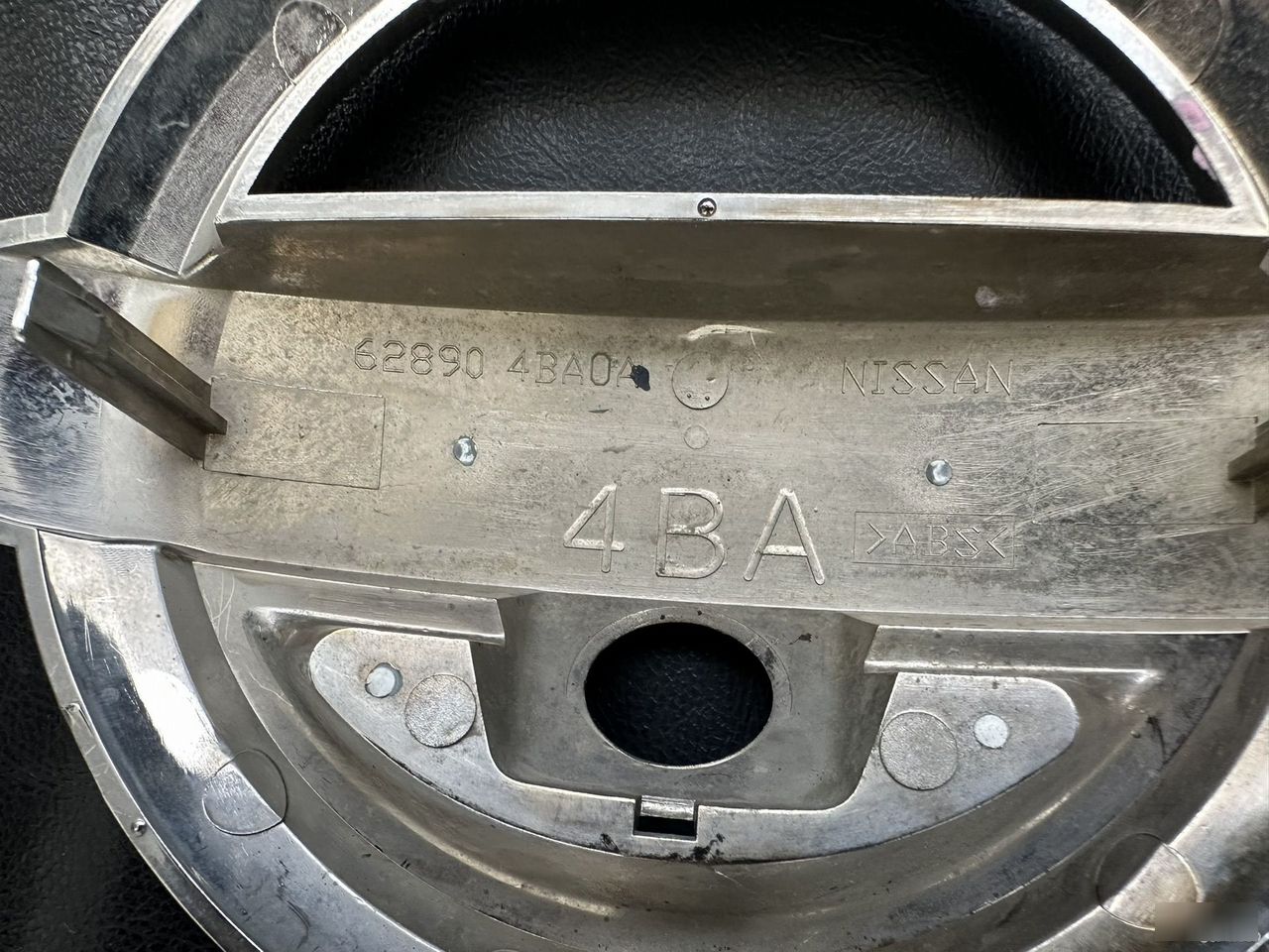 Эмблема решетка радиатора - Фото 10