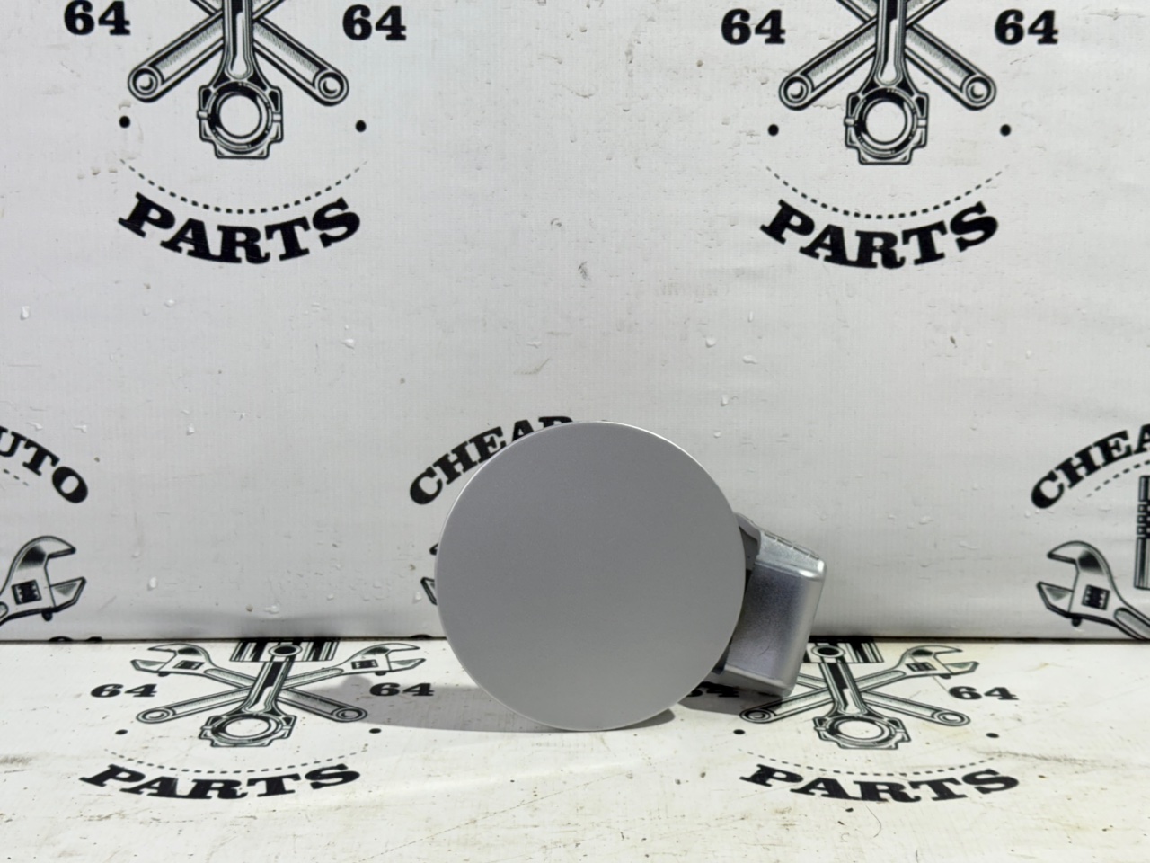 Лючок бензобака