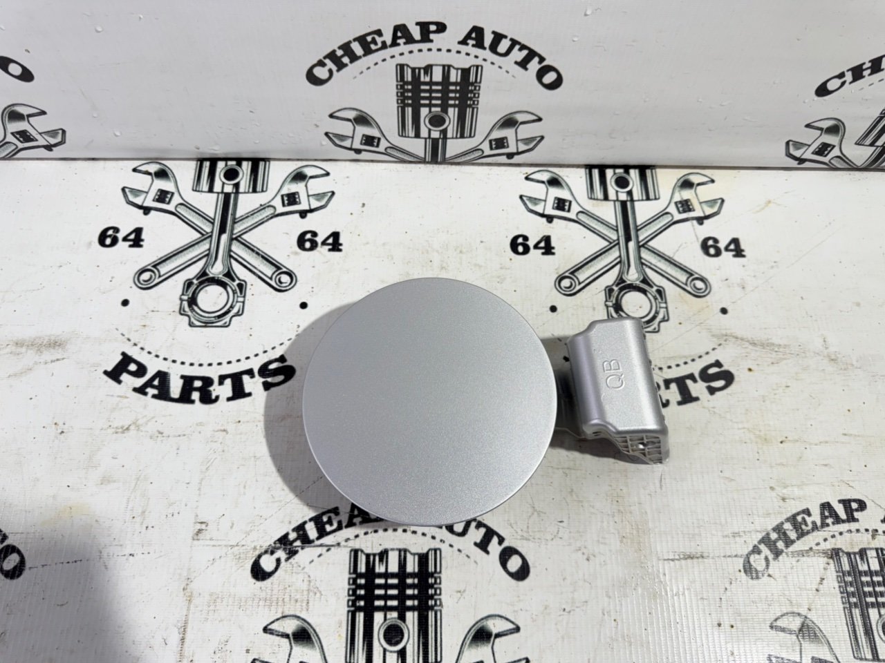 Лючок бензобака - Фото 4