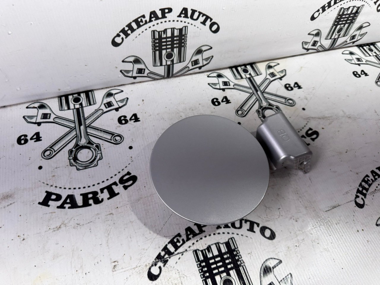 Лючок бензобака - Фото 5