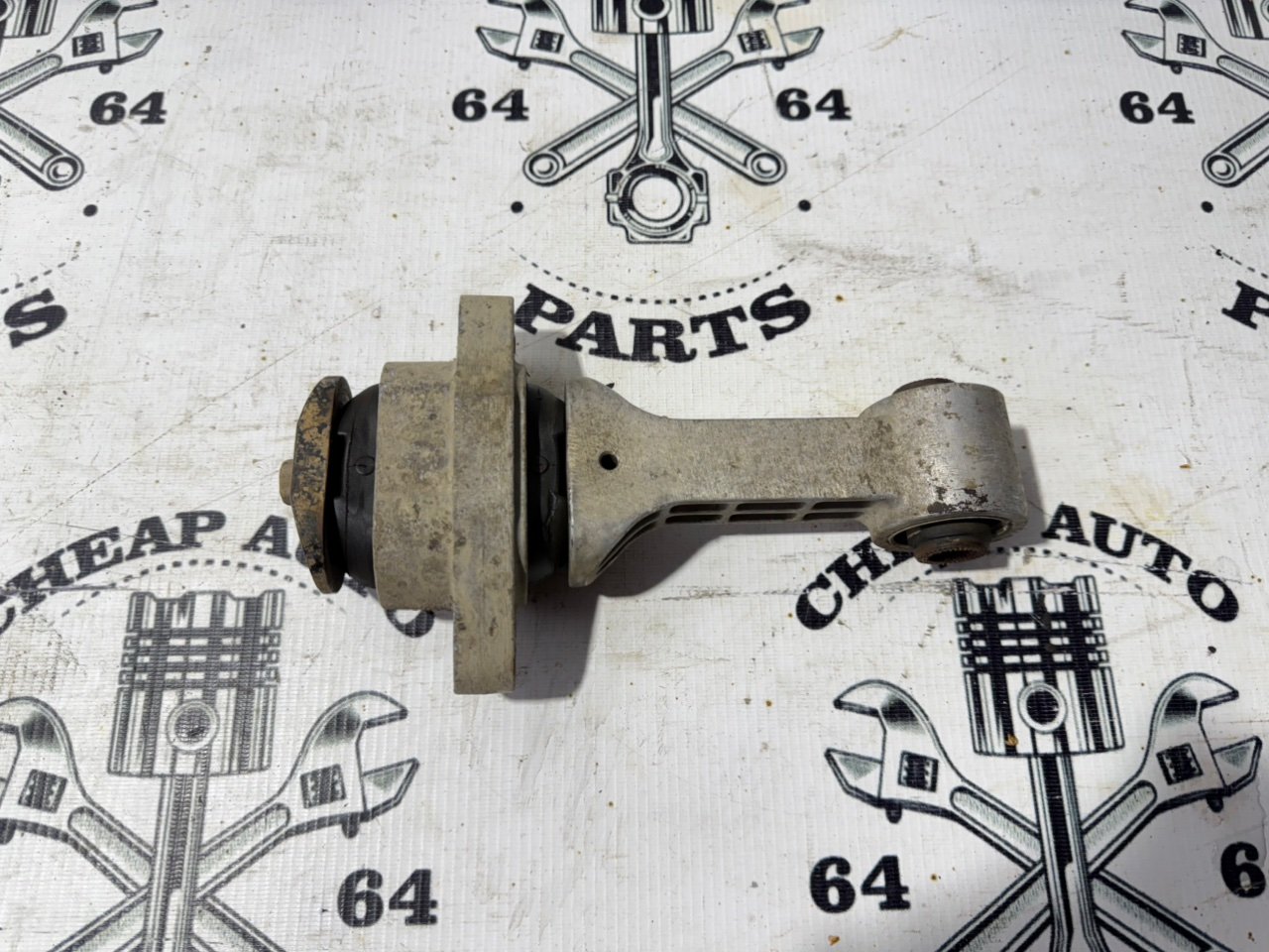 Опора двигателя