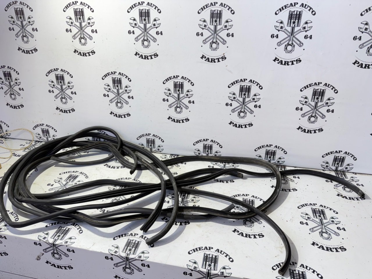 Уплотнители дверных проемов - Фото 4