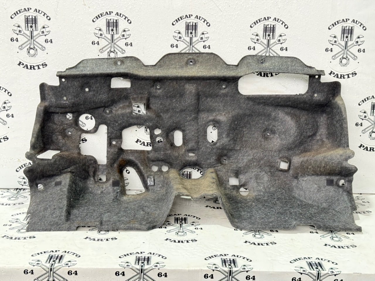 Шумоизоляция моторного щита в салоне