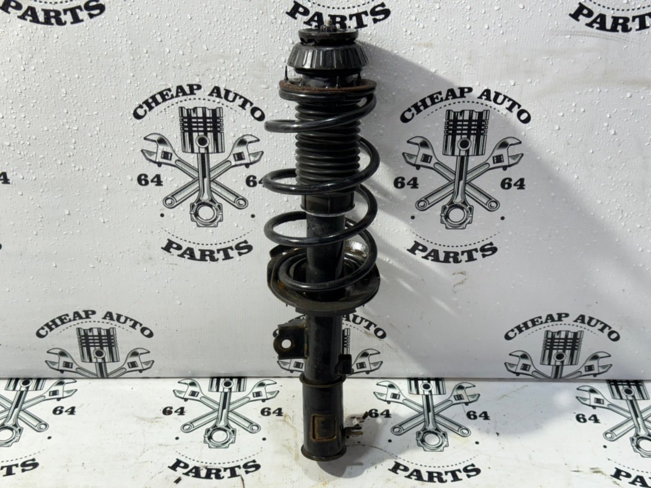 Стойка амортизатора