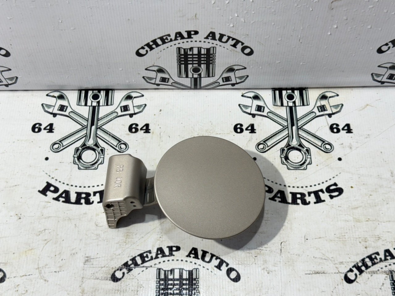 Лючок бензобака - Фото 2