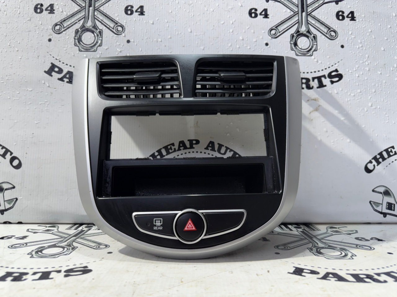 Рамка магнитолы - Фото 5