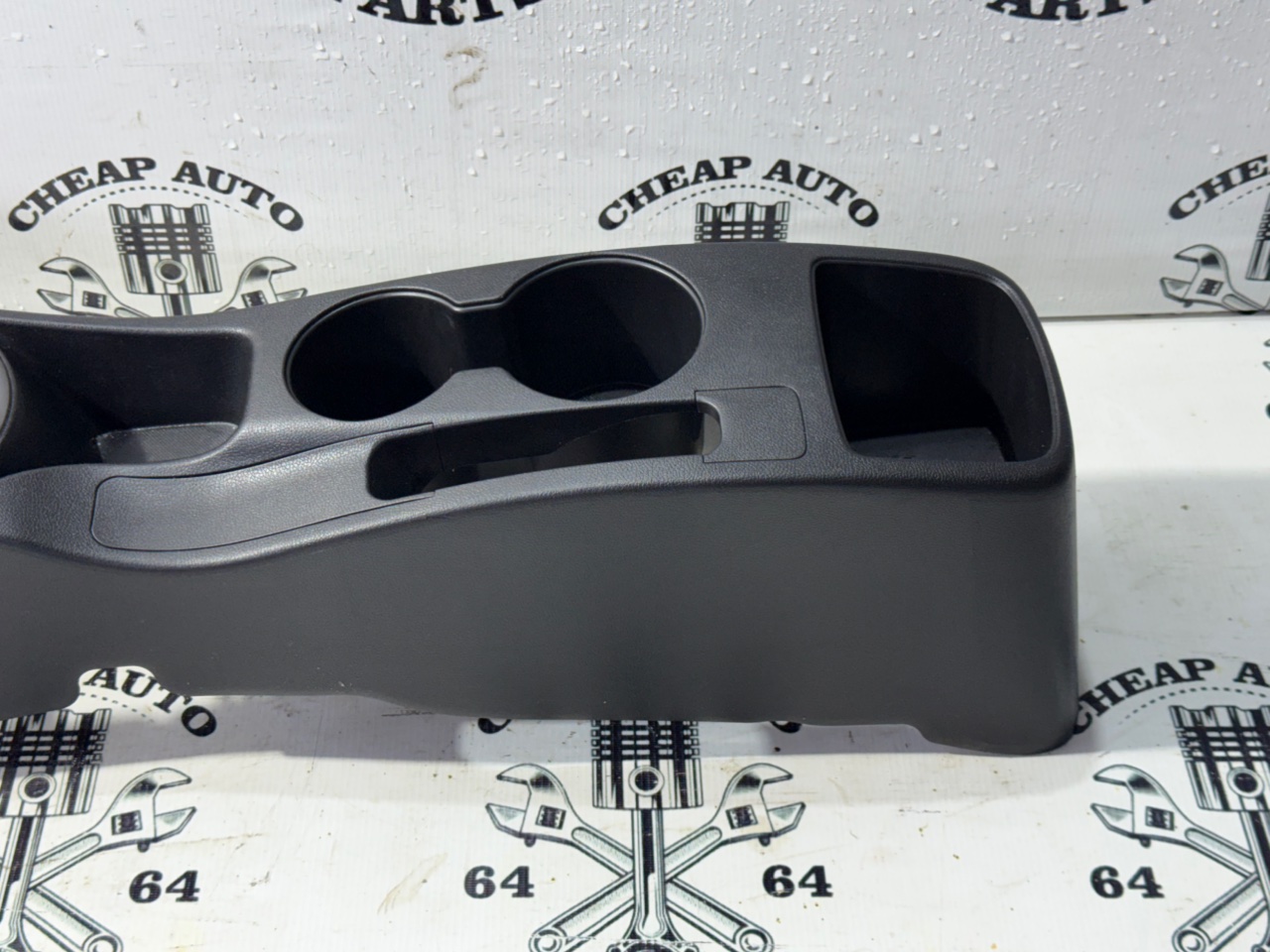 Консоль между сидений - Фото 10