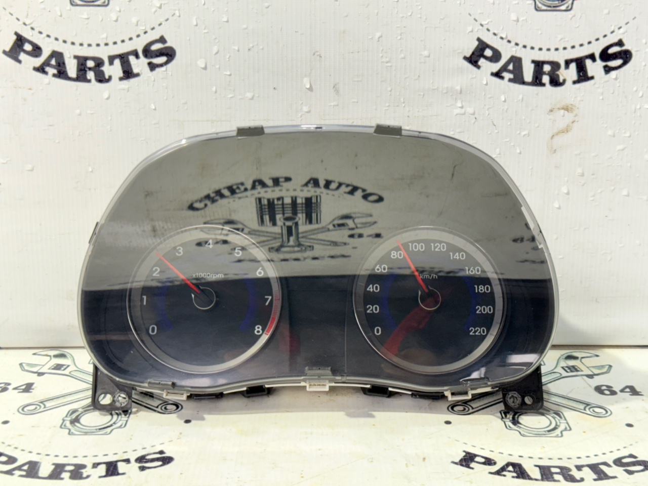 Панель приборов