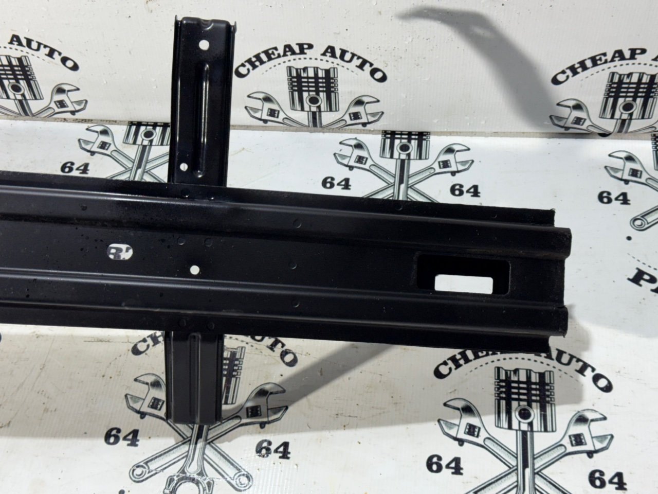 Усилитель бампера - Фото 7