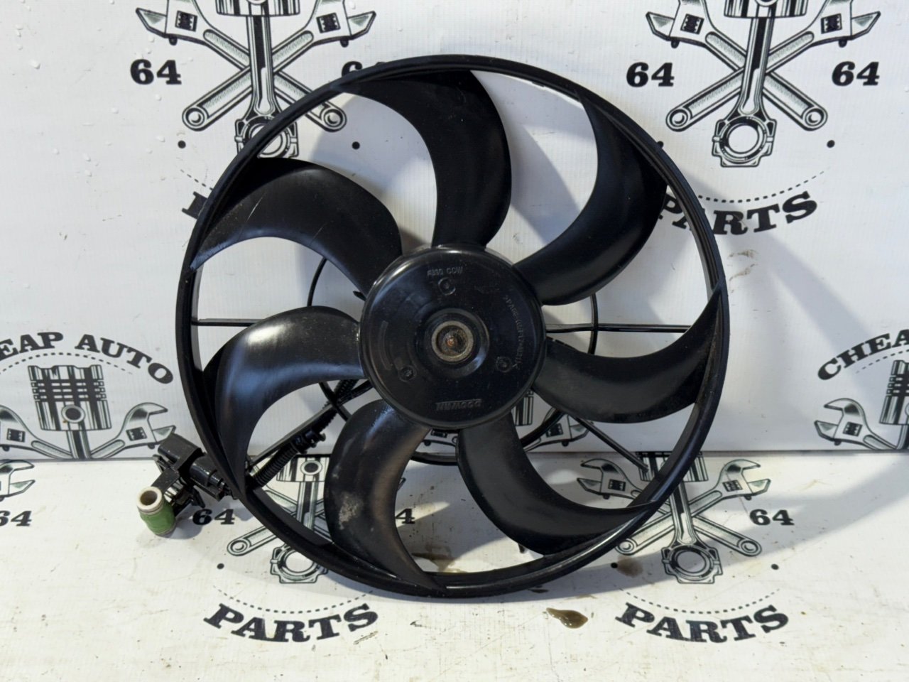 Вентилятор охлаждения двигателя