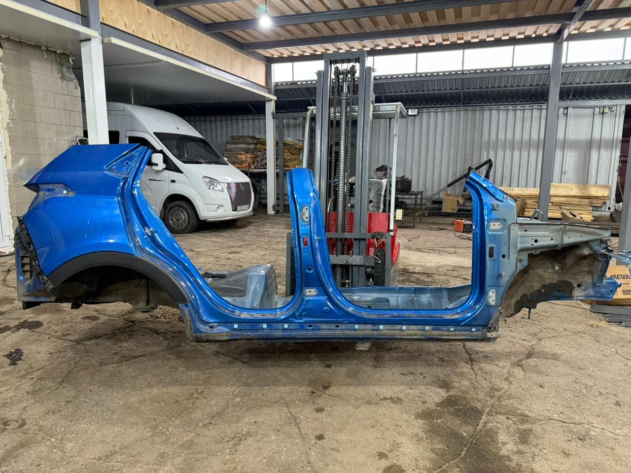 Боковина с крылом