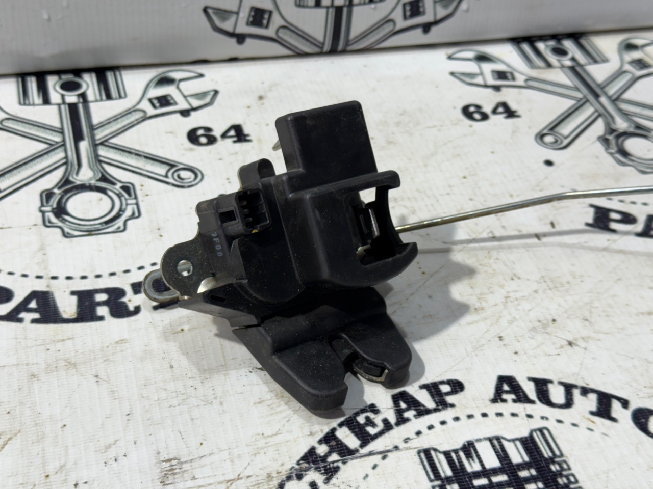 Замок багажника - Фото 2