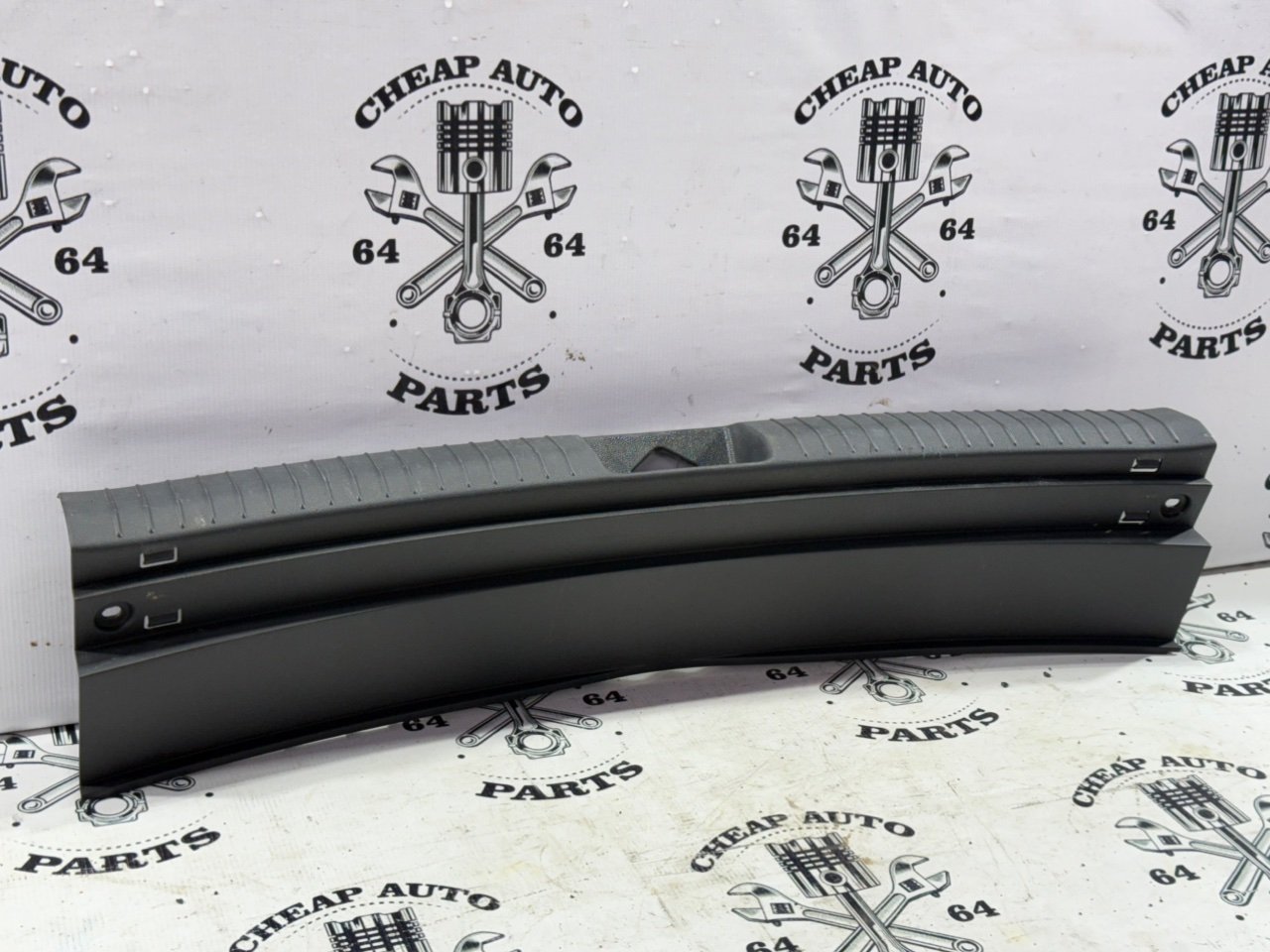 Накладка замка багажника - Фото 3