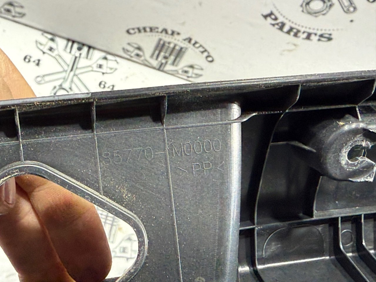 Накладка замка багажника - Фото 6