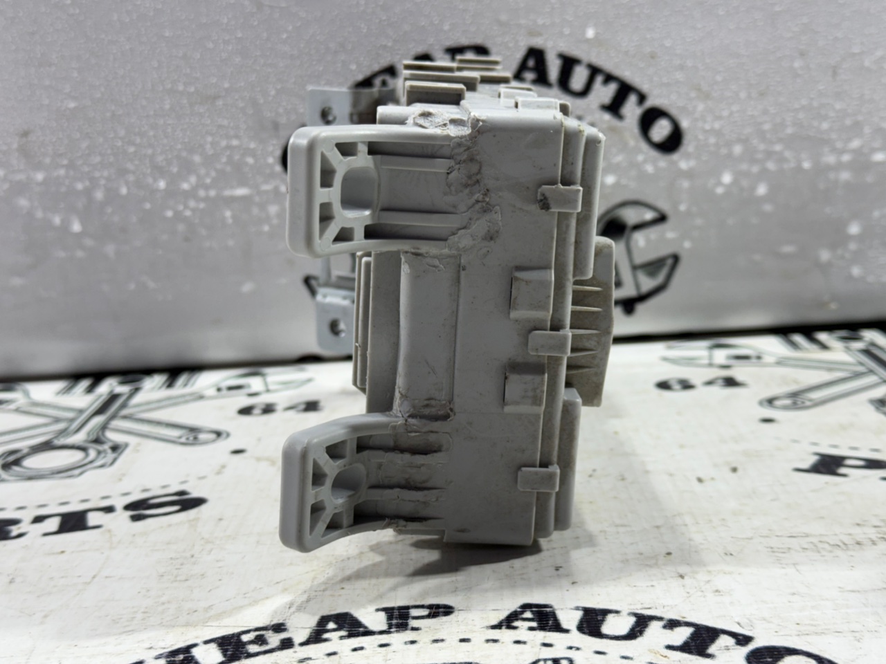 Блок предохранителей салона - Фото 5