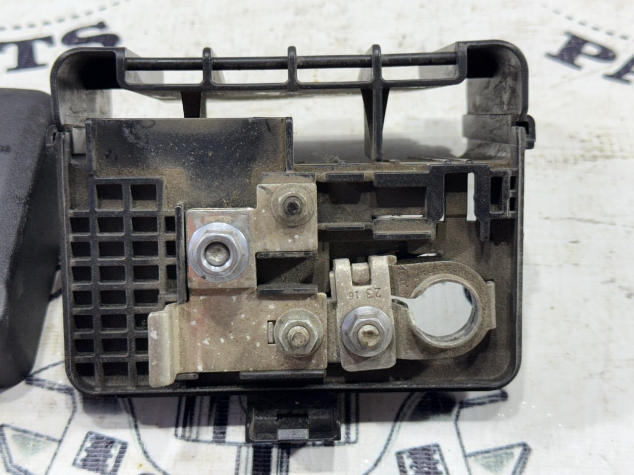 Клемма аккумулятора плюс - Фото 6