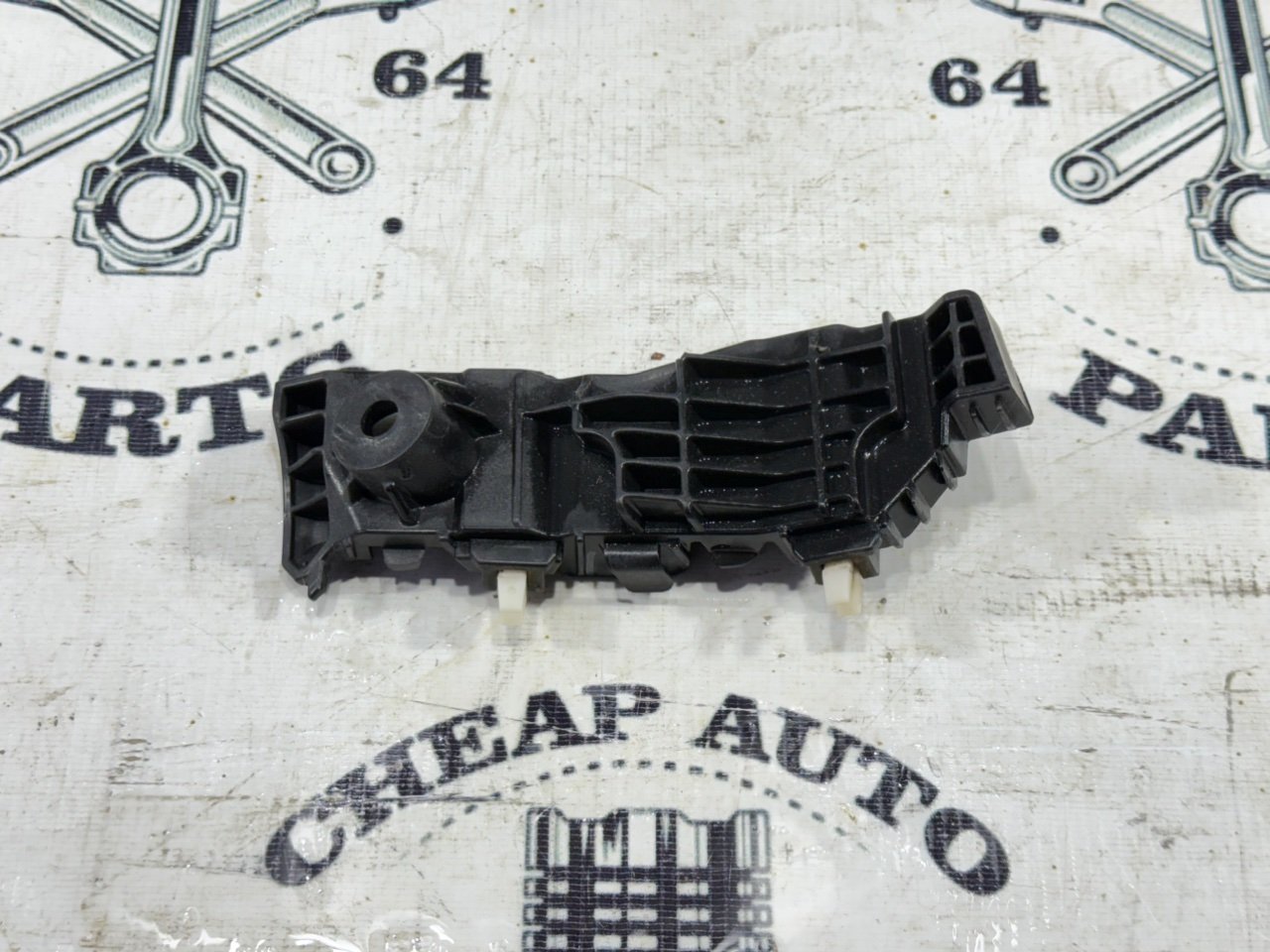 Кронштейн бампера