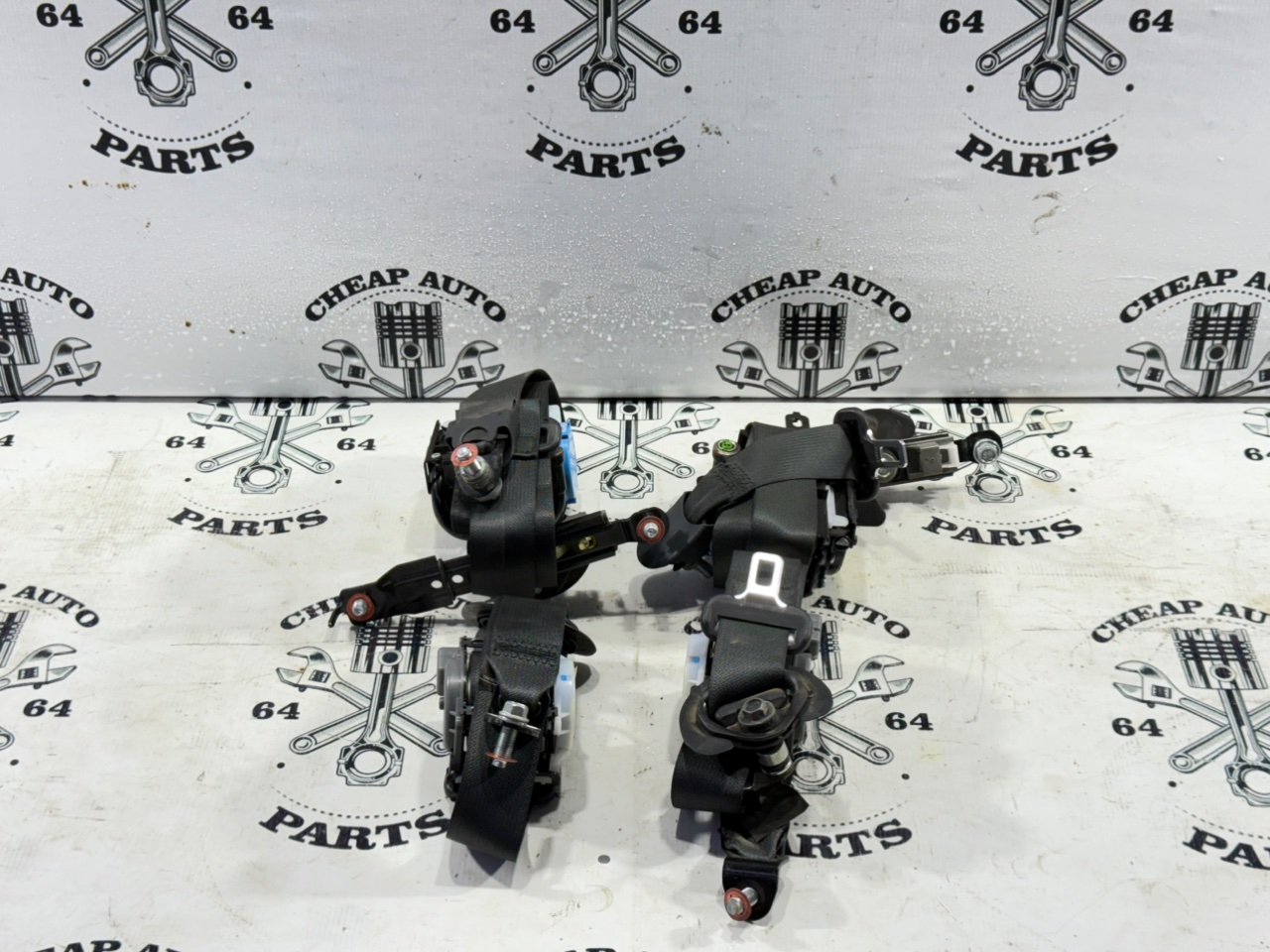 Ремни безопасности