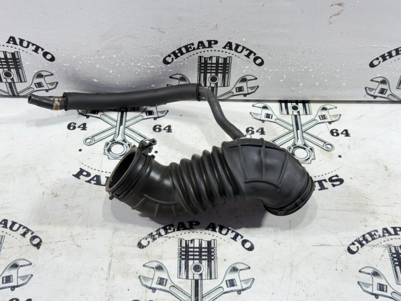 Патрубок воздушного фильтра