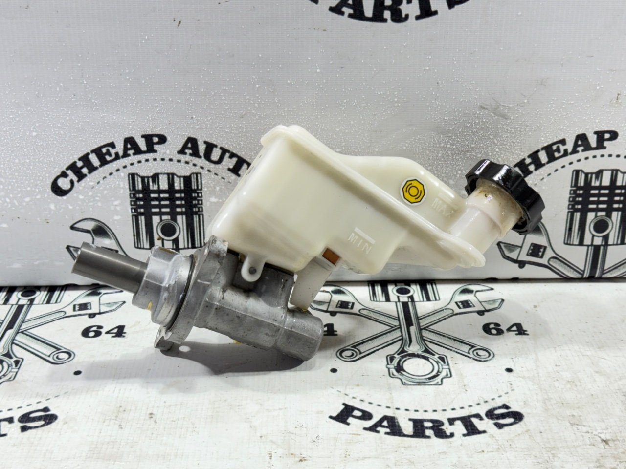 Главный тормозной цилиндр