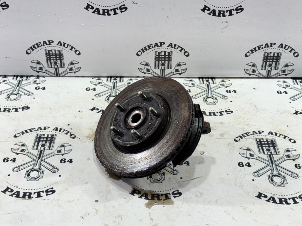 Кулак поворотный