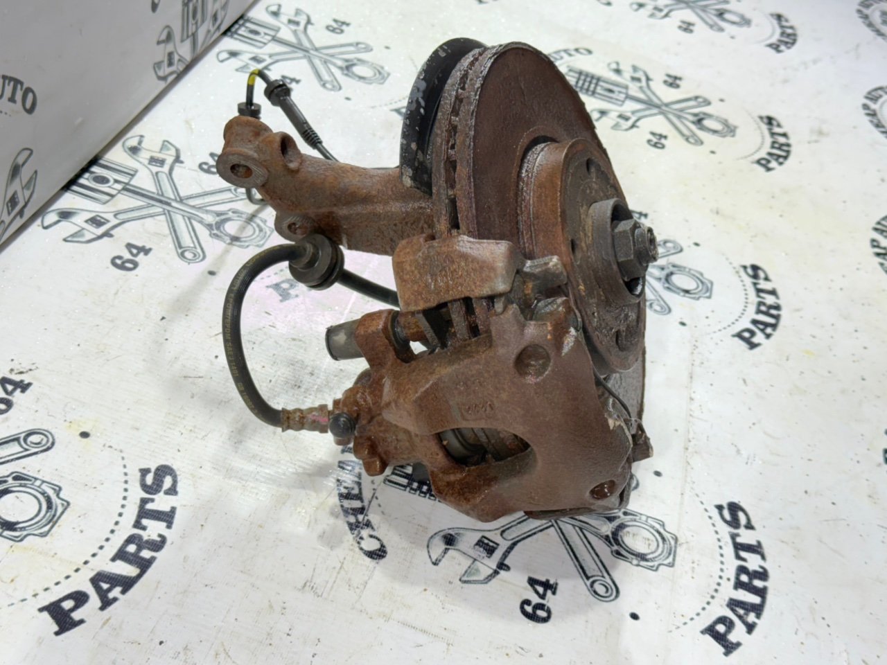 Кулак поворотный