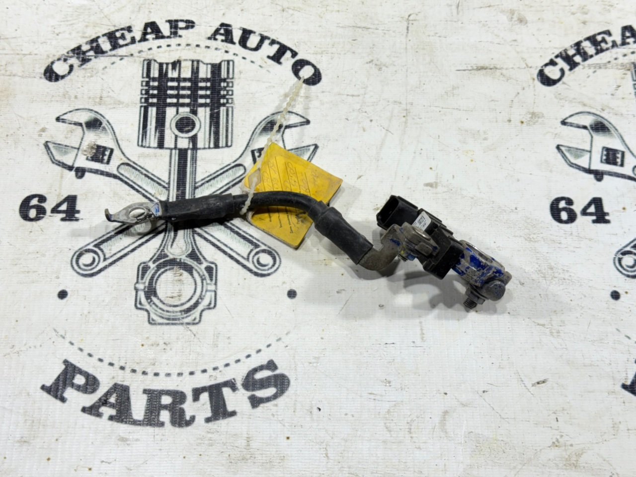 Клемма аккумулятора