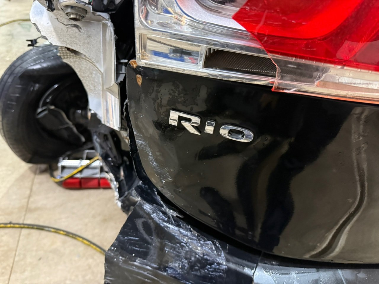 Крышка багажника - Фото 4