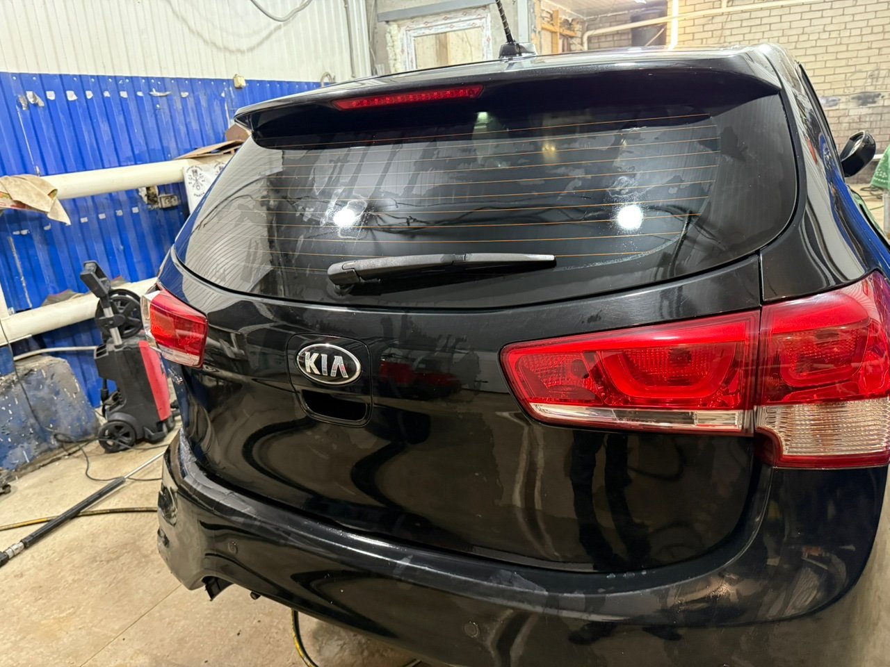 Крышка багажника - Фото 2