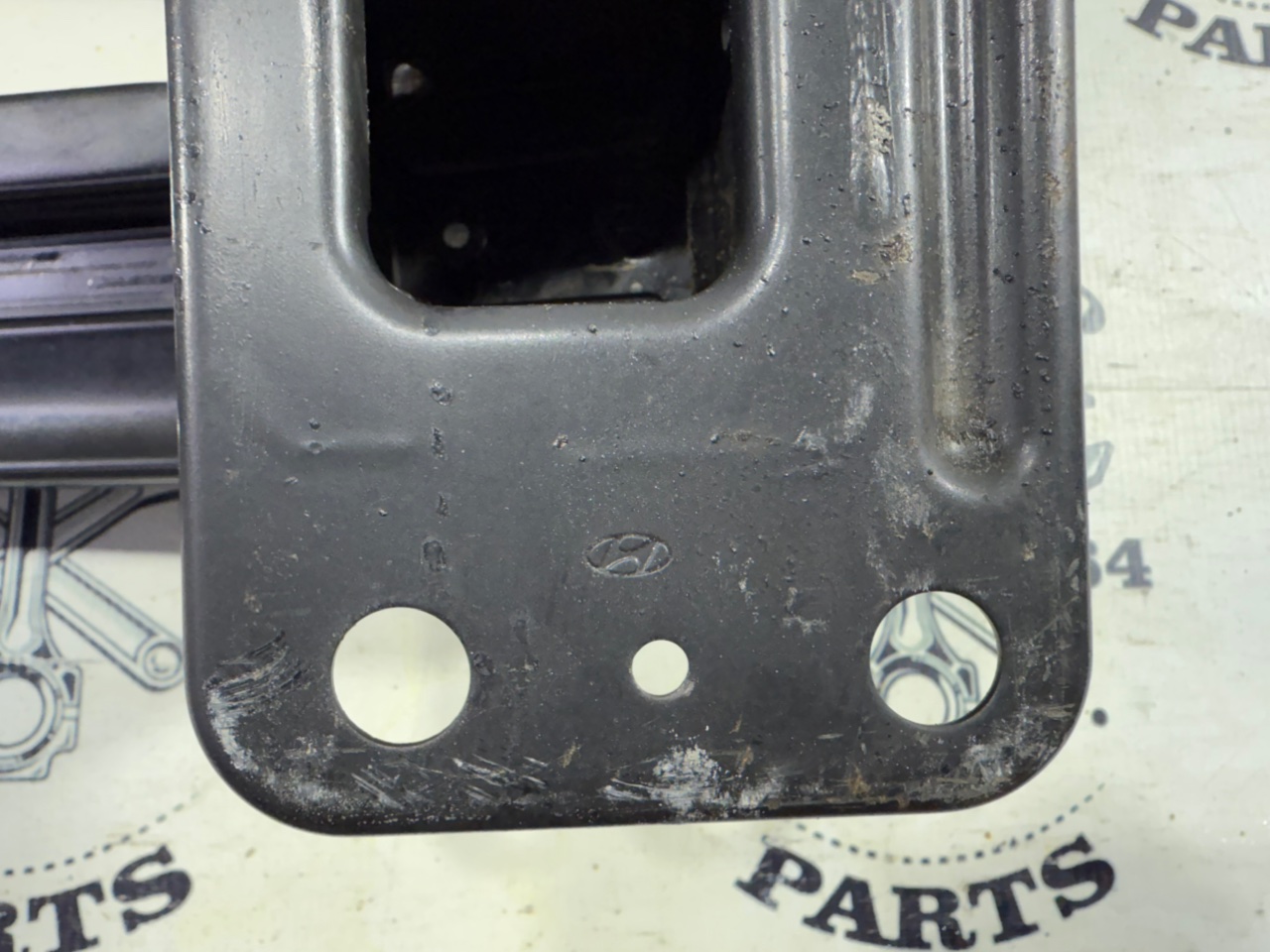 Усилитель бампера - Фото 2