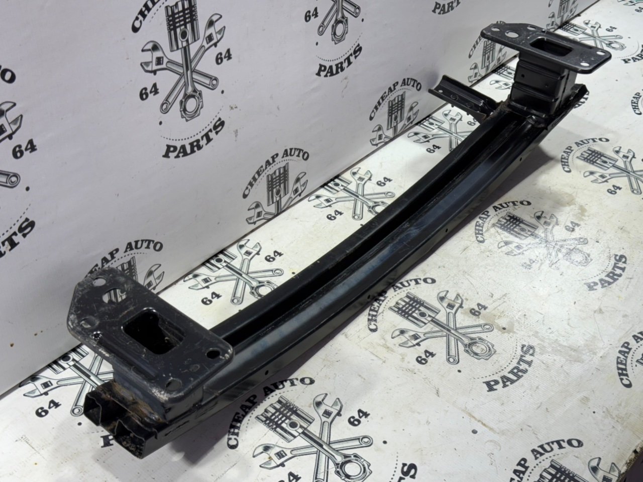 Усилитель бампера