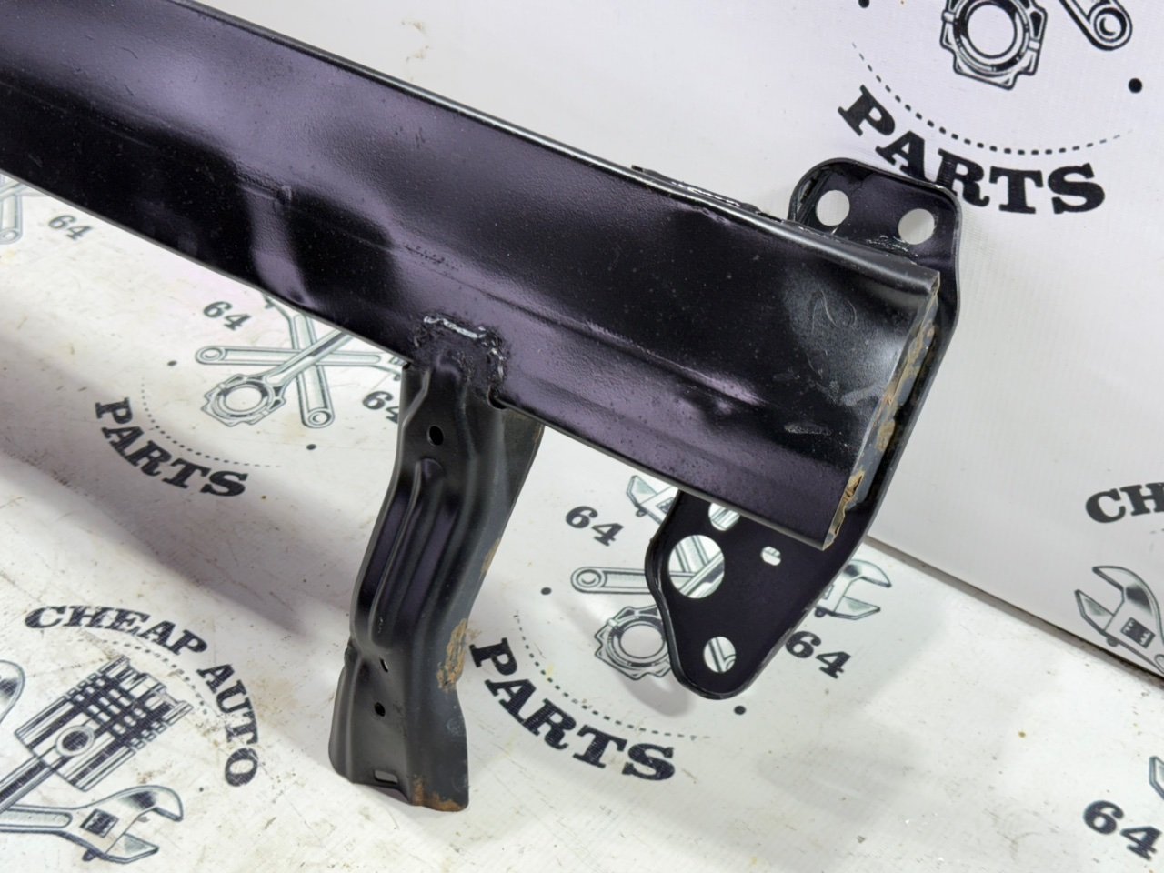 Усилитель бампера