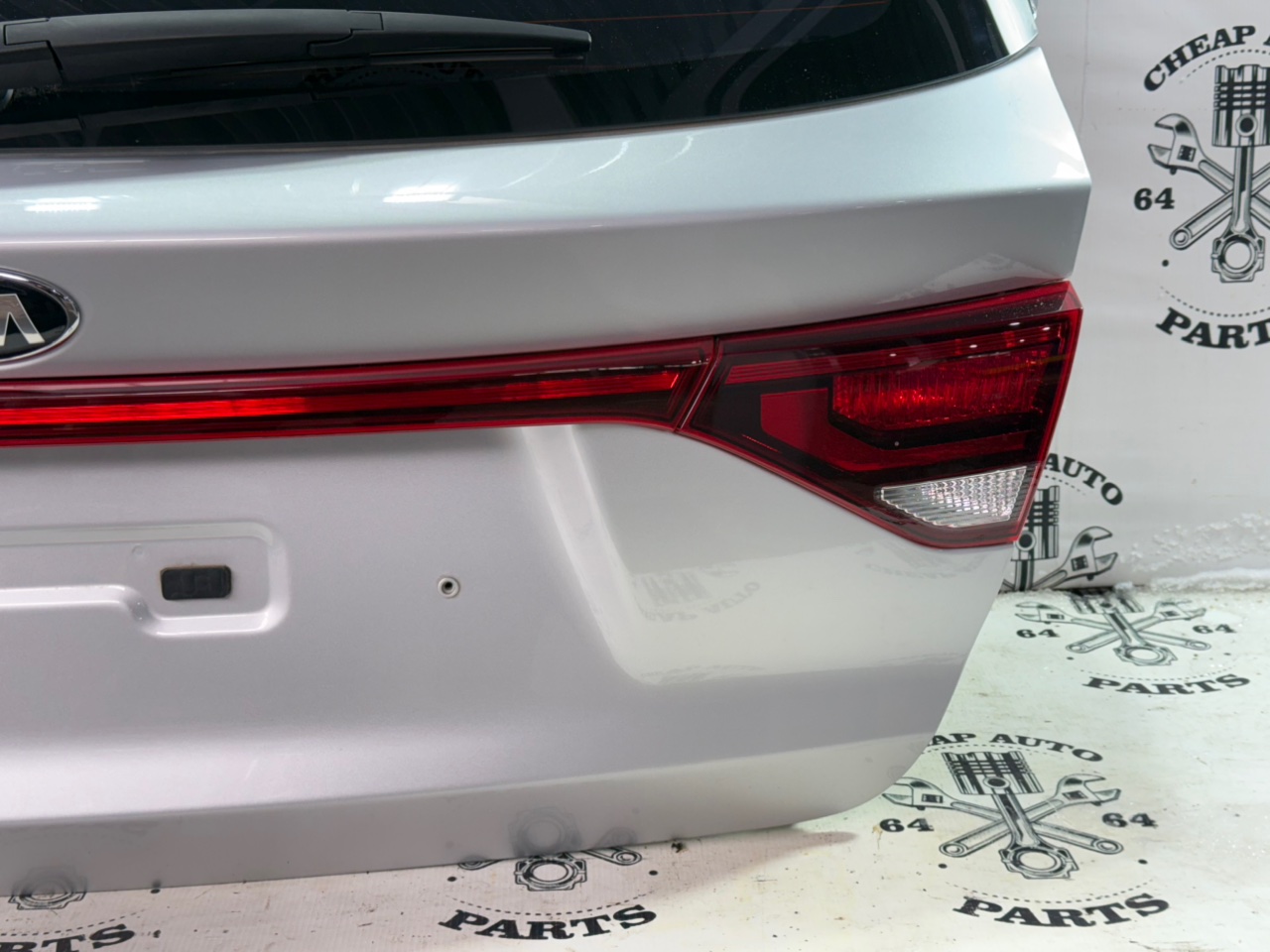 Крышка багажника - Фото 16