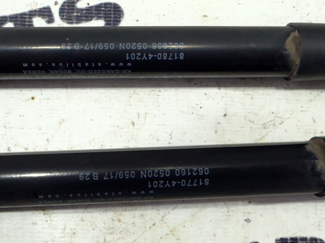 Амортизатор багажника - Фото 3