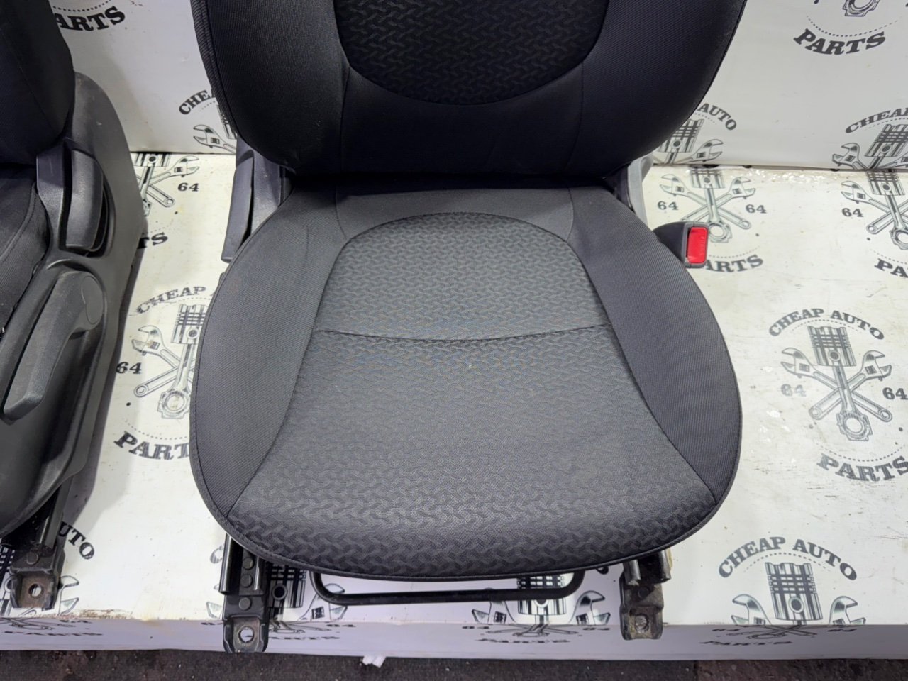 Сидения - Фото 1