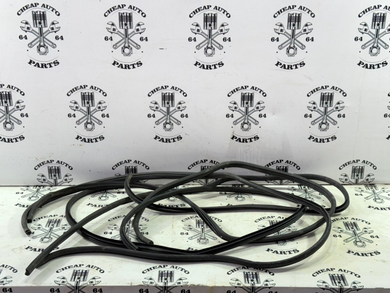 Уплотнители дверных проемов - Фото 3