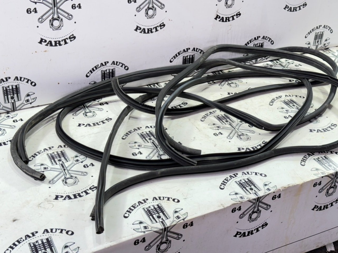 Уплотнители дверных проемов - Фото 2