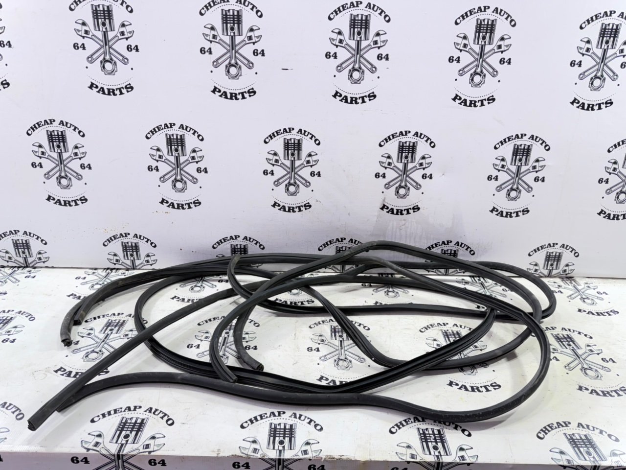 Уплотнители дверных проемов - Фото 5