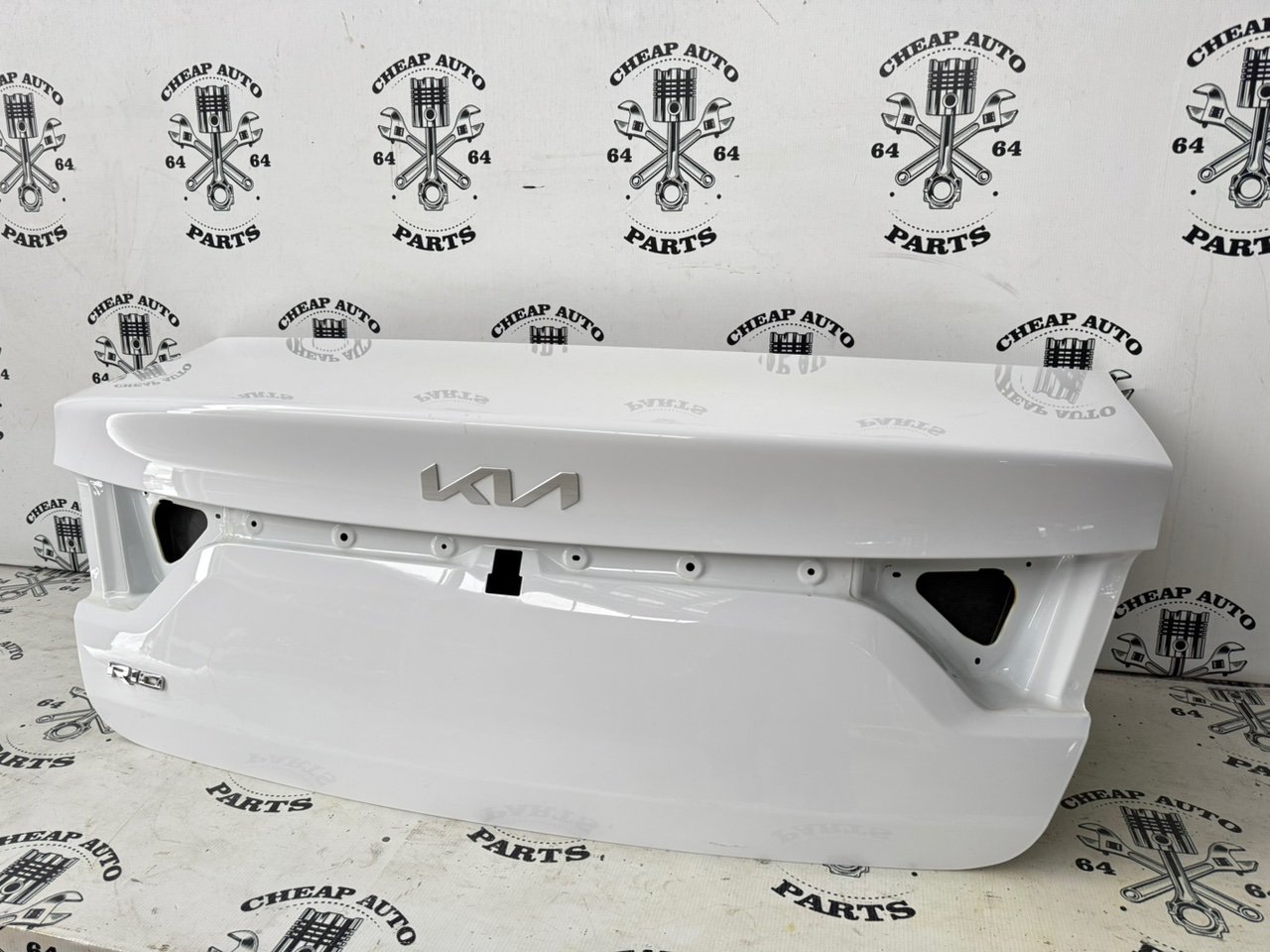 Крышка багажника - Фото 13