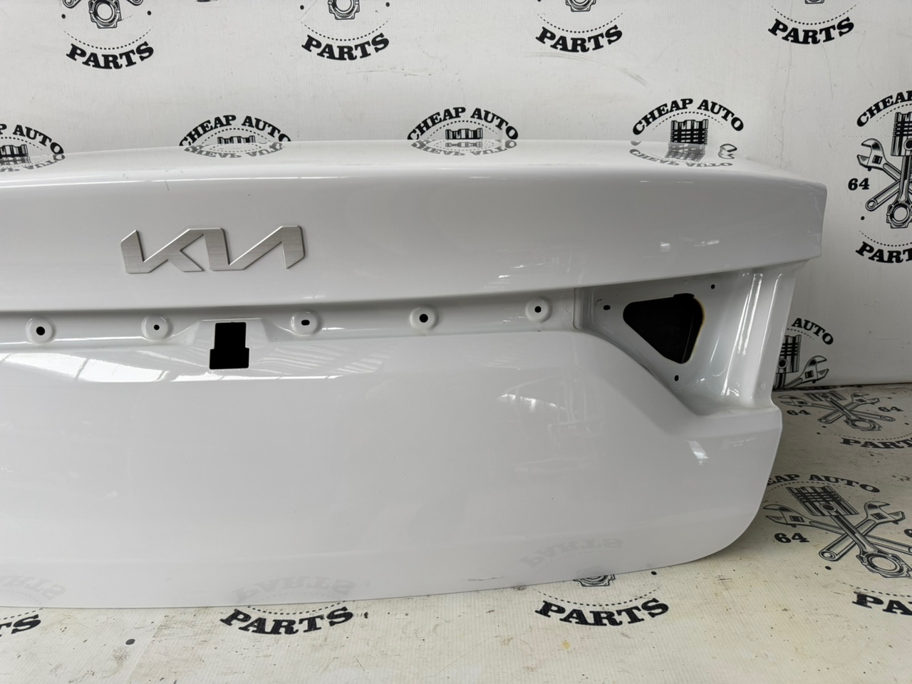 Крышка багажника - Фото 20