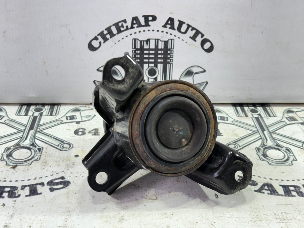 Подушка двигателя