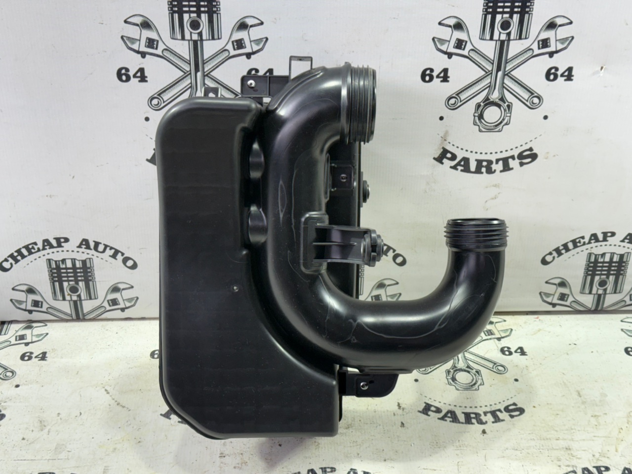 Резонатор воздушного фильтра