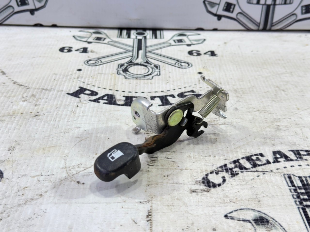 Кнопка открывания багажника - Фото 2