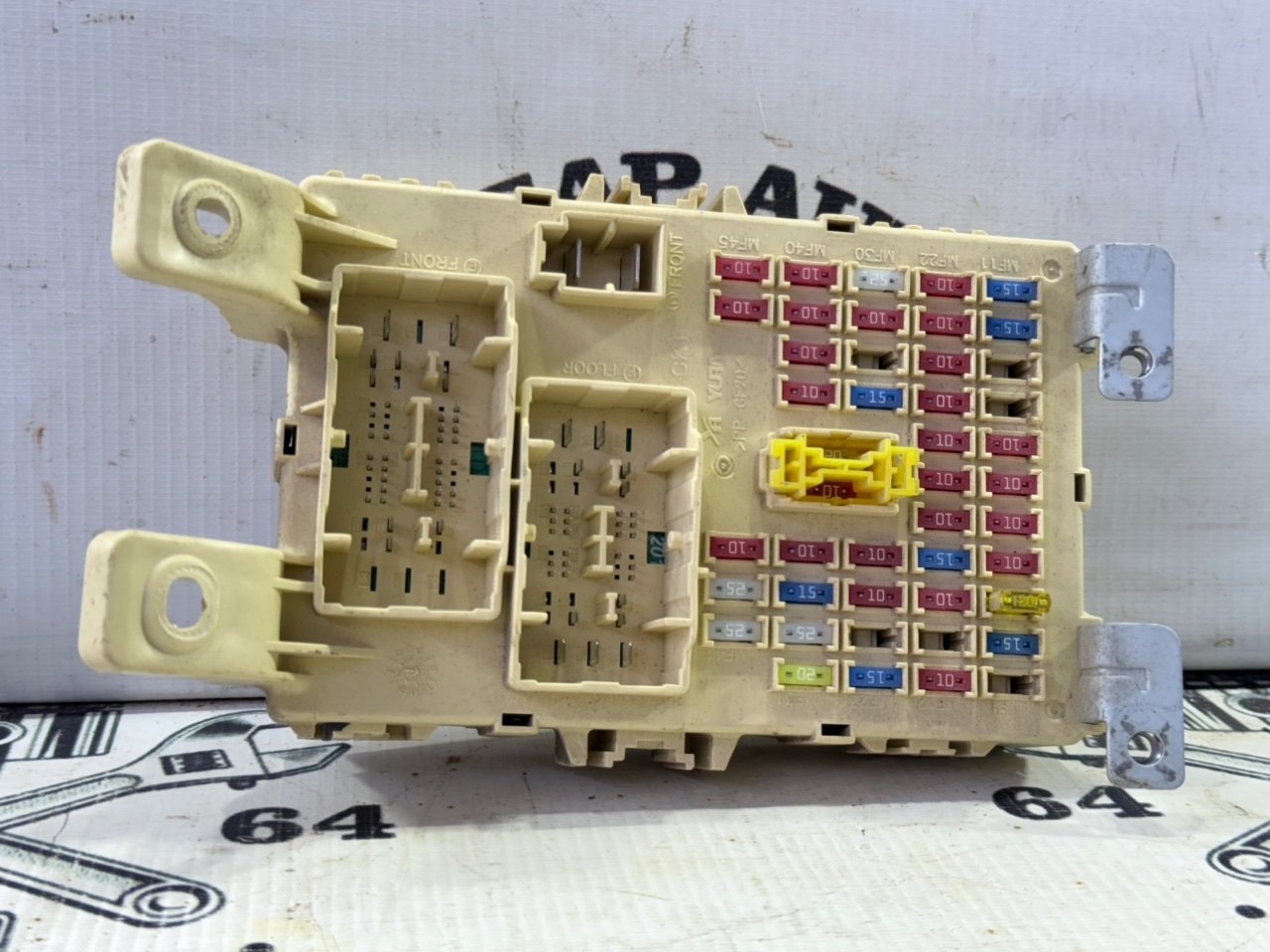 Блок предохранителей салона - Фото 2