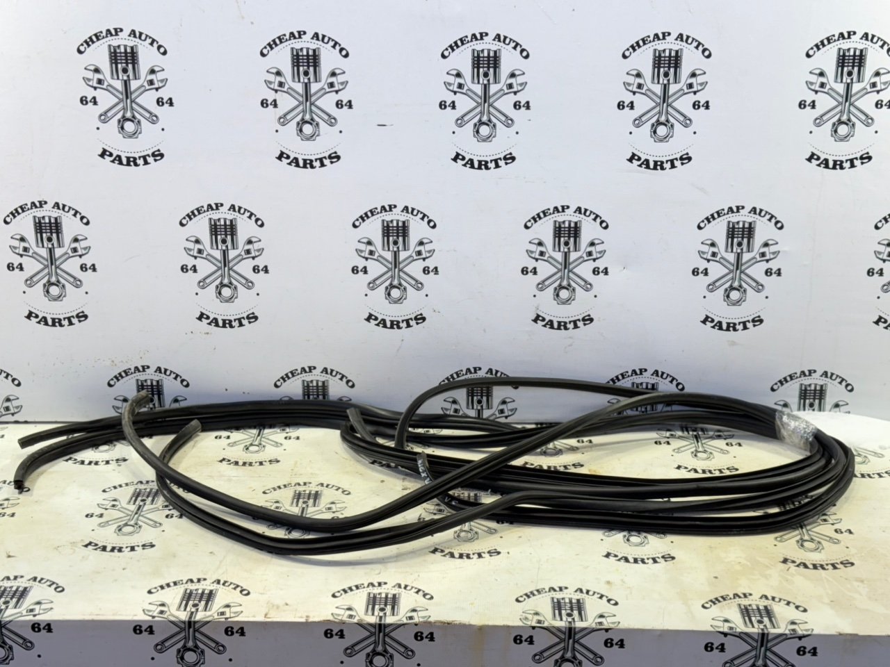 Уплотнитель дверного проема