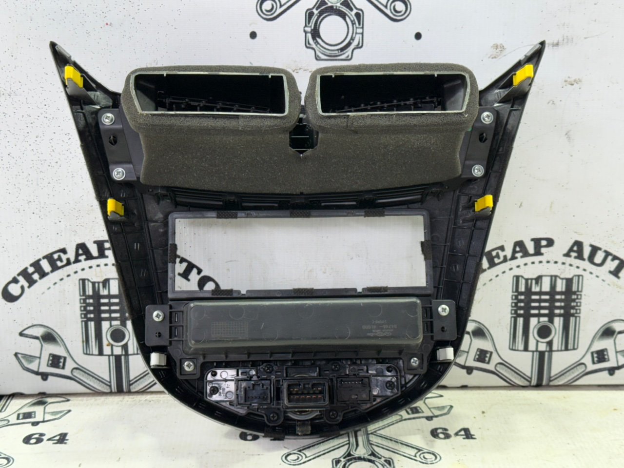 Рамка магнитолы - Фото 4