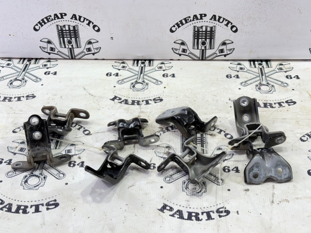 Петли дверей - Фото 1