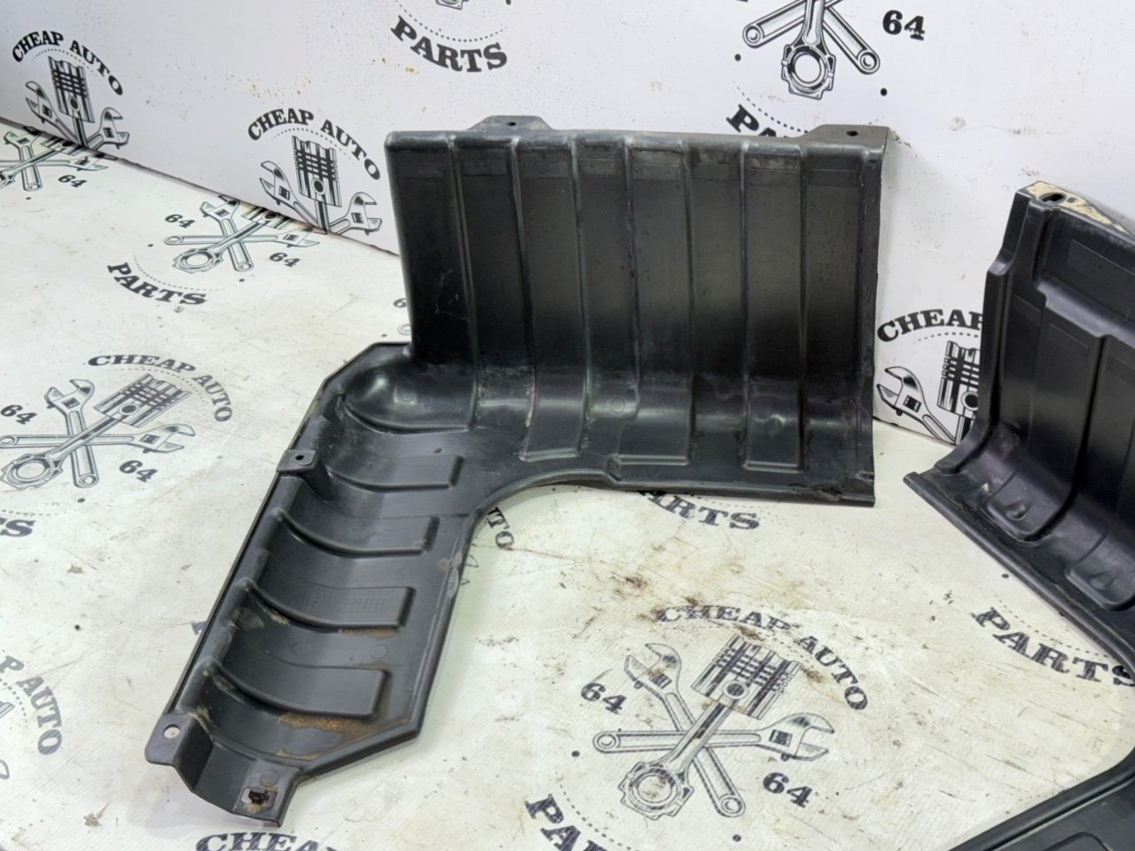 Пыльник двигателя - Фото 2